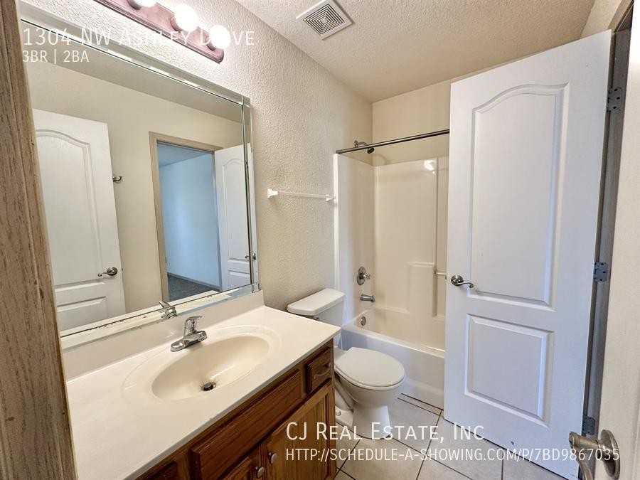 1304 Nw Ashley Dr - Photo 6 of 11