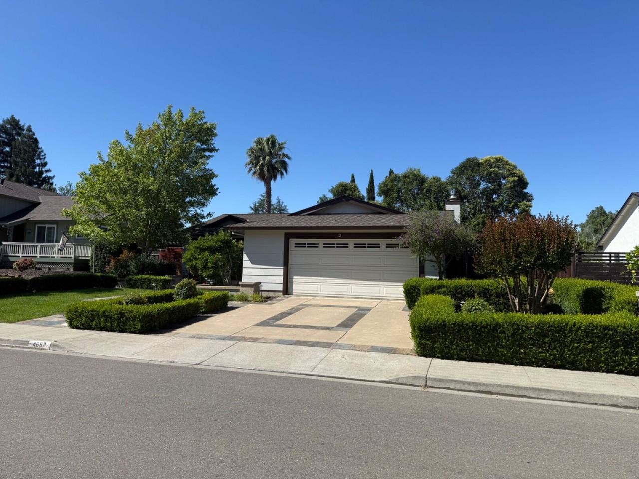4682 Laramie Gate Ct - Photo 3 of 48