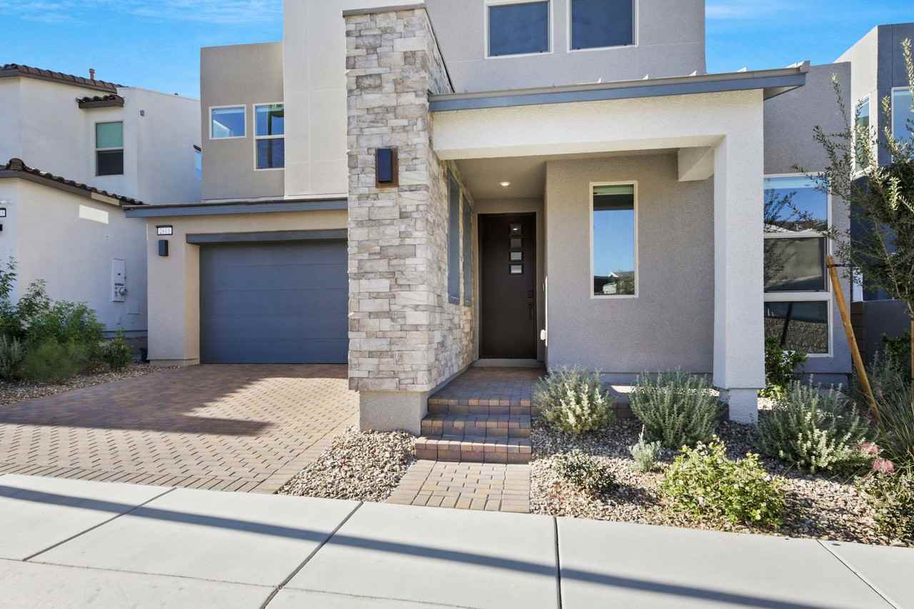 2611 Chance Canyon St - Photo 2 of 39