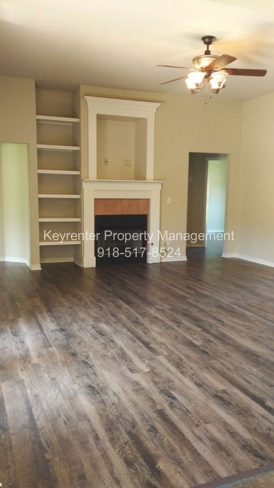 25620 Briar Dr - Photo 4 of 18