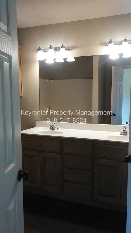 25620 Briar Dr - Photo 7 of 18