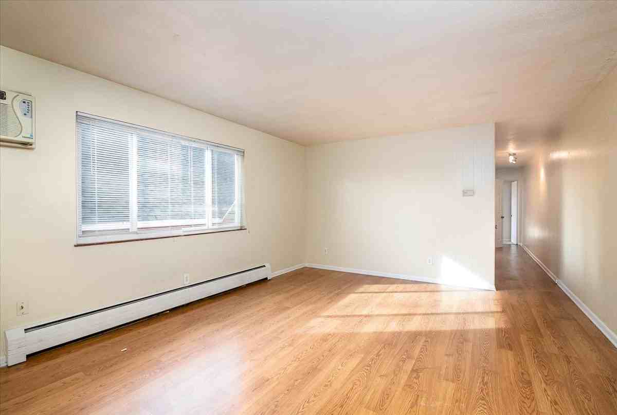 43 N Sherman St #101 - Photo 2 of 13