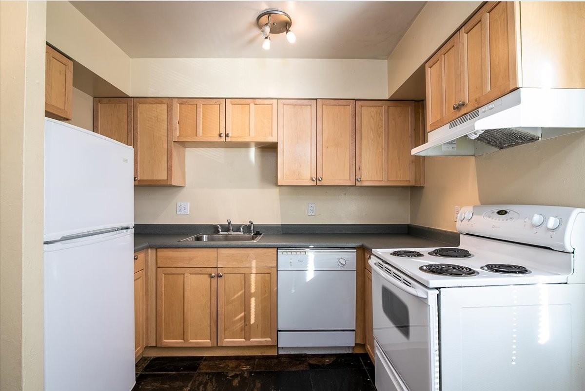 43 N Sherman St #101 - Photo 4 of 13