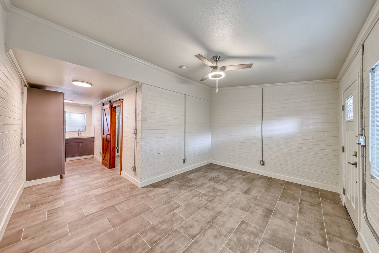 310 S Maryland Pkwy - Photo 3 of 12