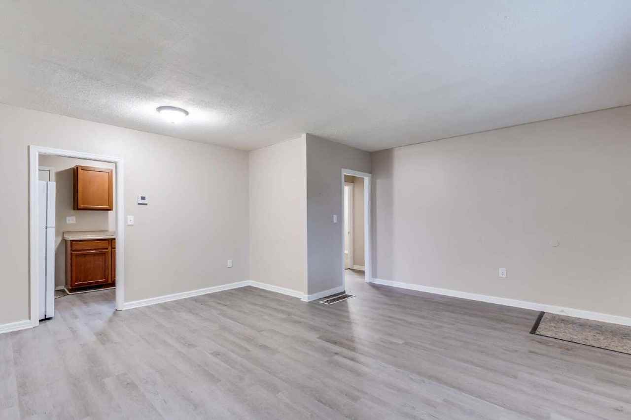 4910 E Gilbert St - Photo 3 of 8