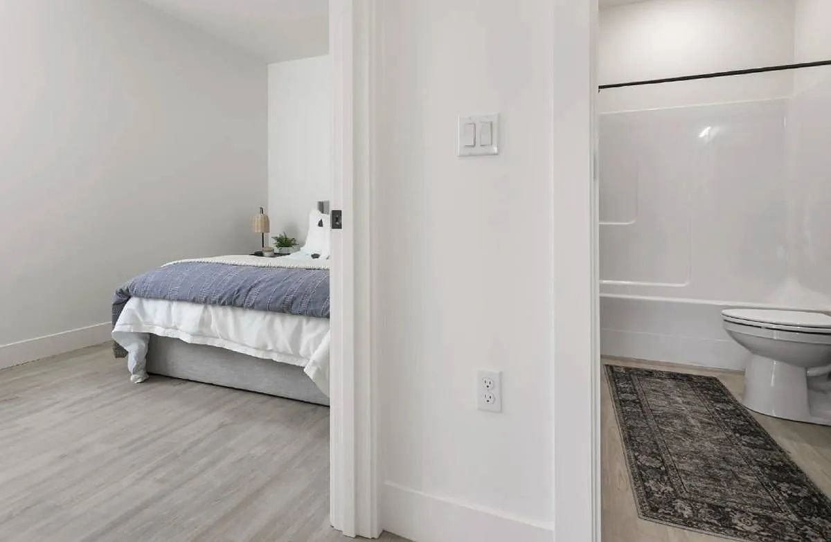 9050 Ne Hoyt St #9 - Photo 4 of 8