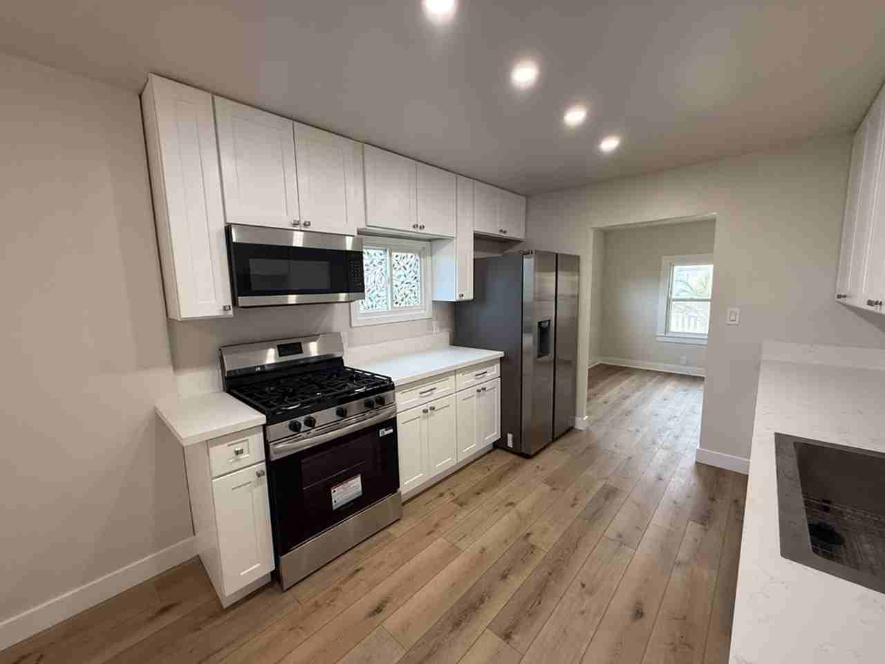 515 N Shelton St - Photo 2 of 20