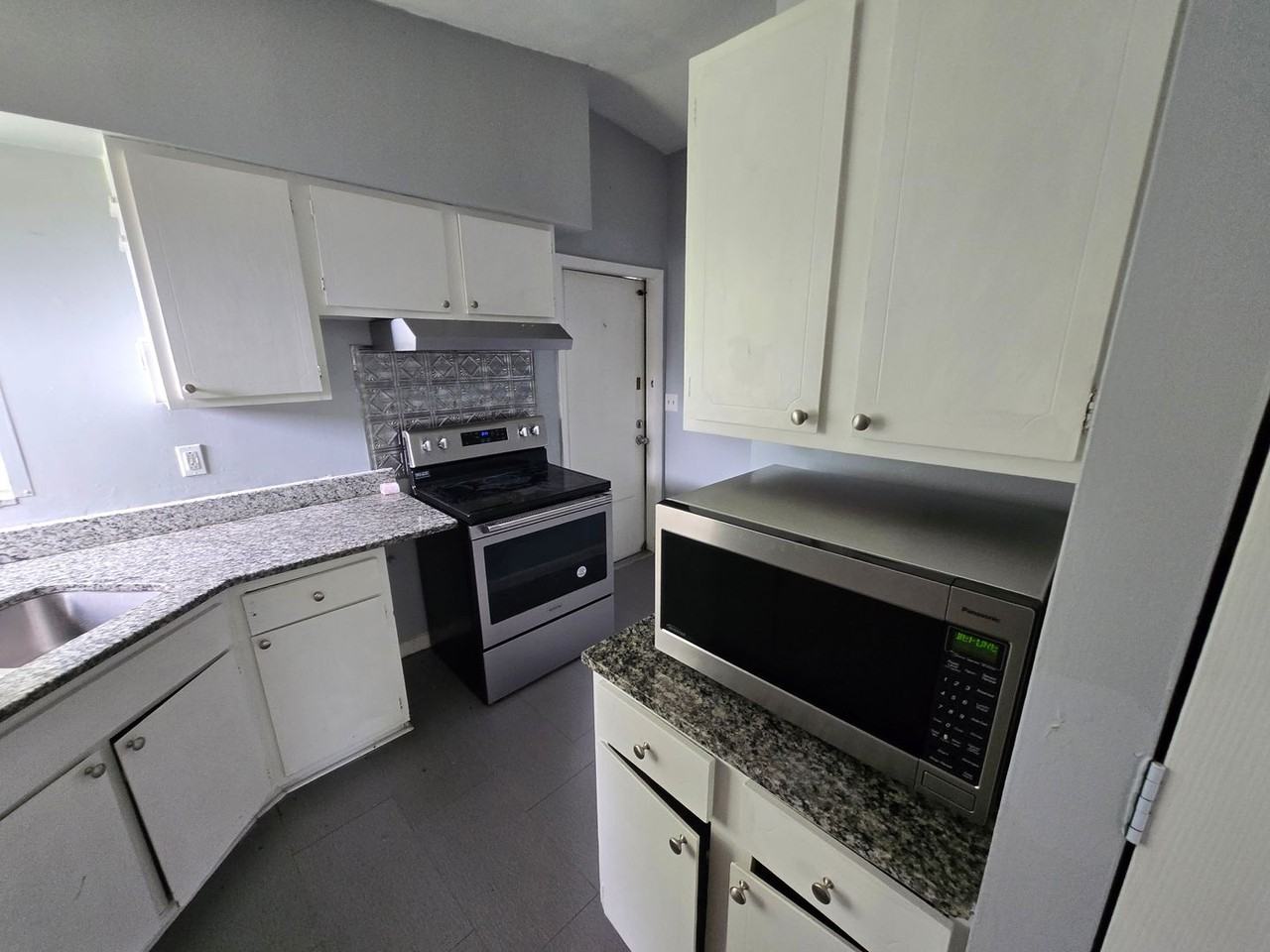 1282 Whitewood Dr - Photo 5 of 11