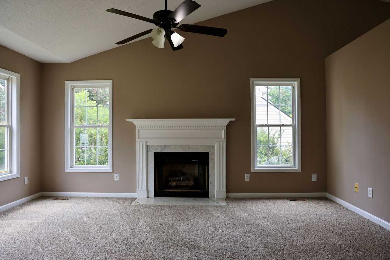 903 Delham Rd - Photo 5 of 27