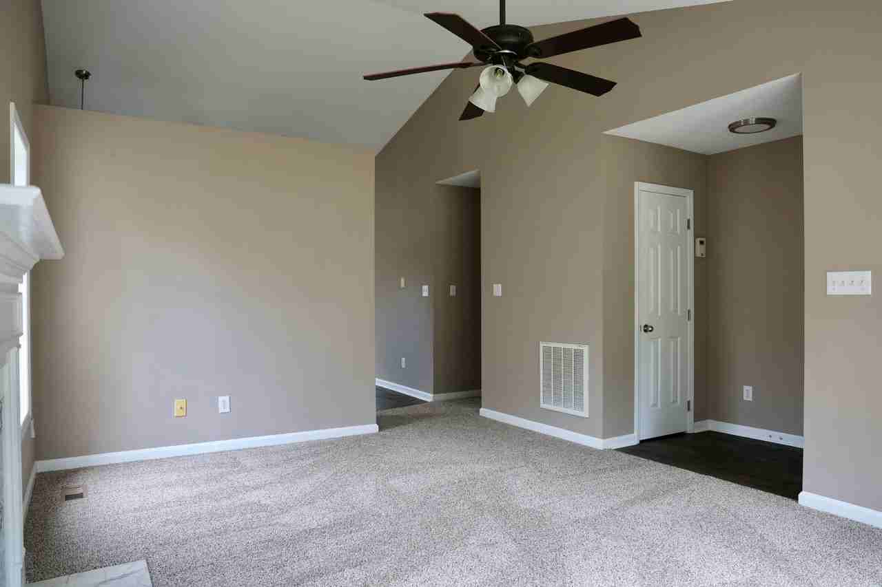 903 Delham Rd - Photo 7 of 27