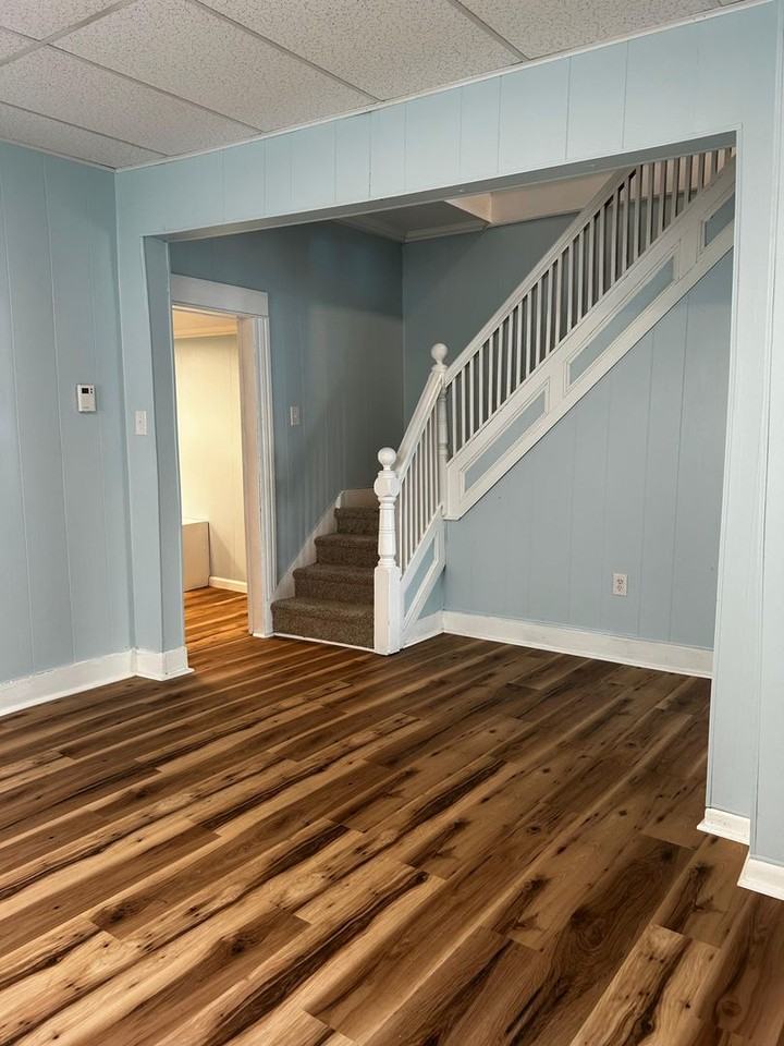 305 Jackson St - Photo 4 of 41