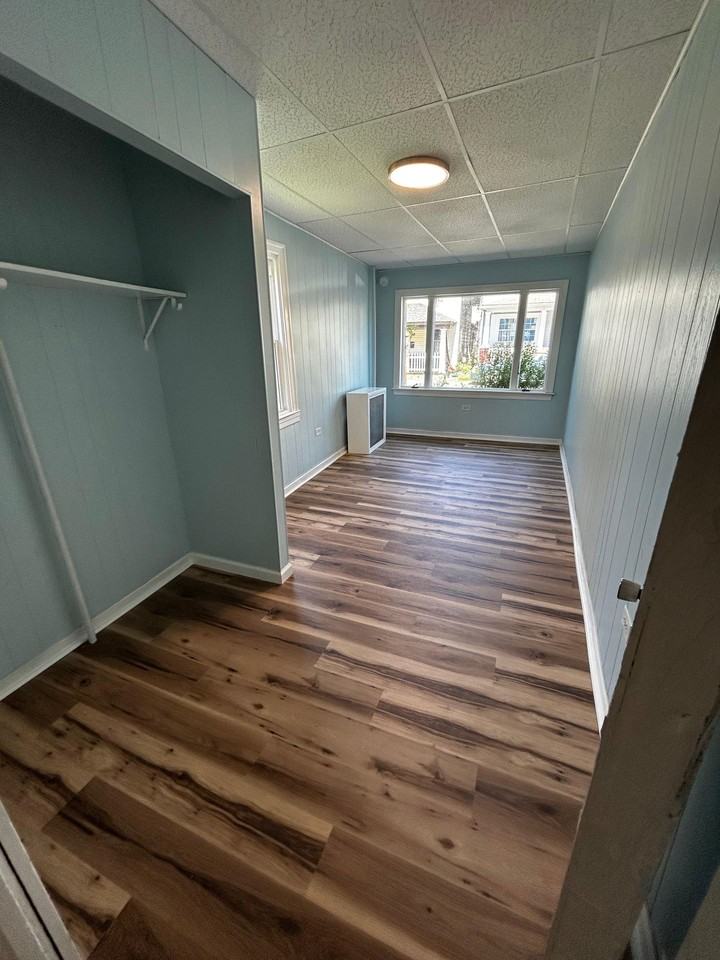 305 Jackson Street - Photo 7 of 20