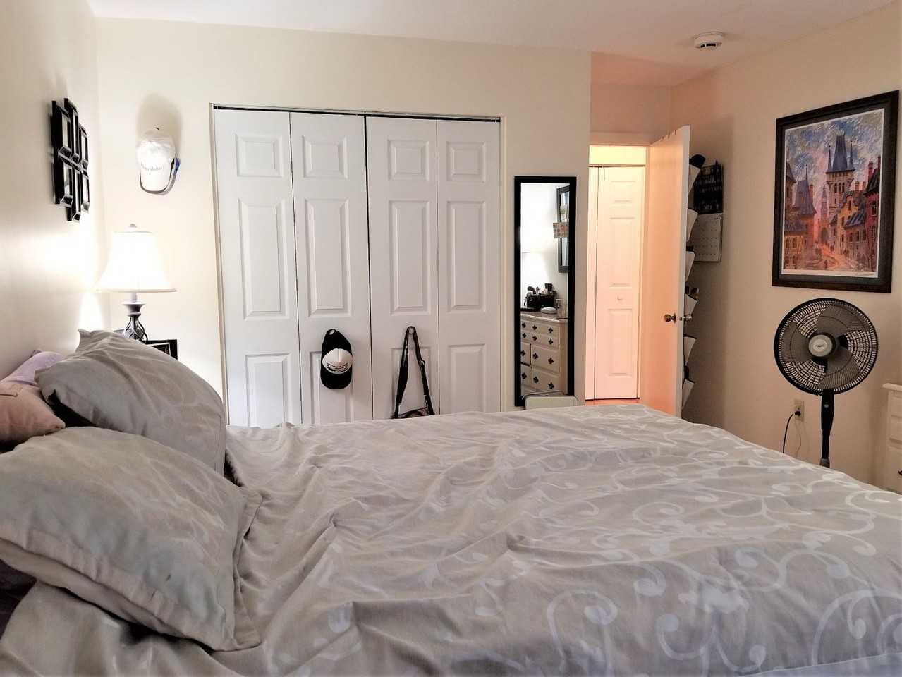 93 Sutherland Rd - Photo 5 of 7