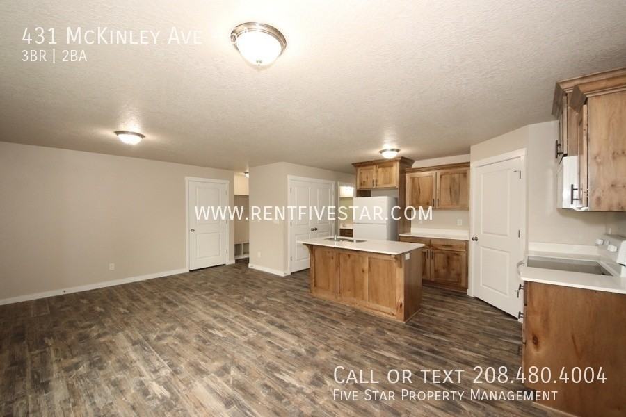 431 Mckinley Ave #6A - Photo 4 of 14