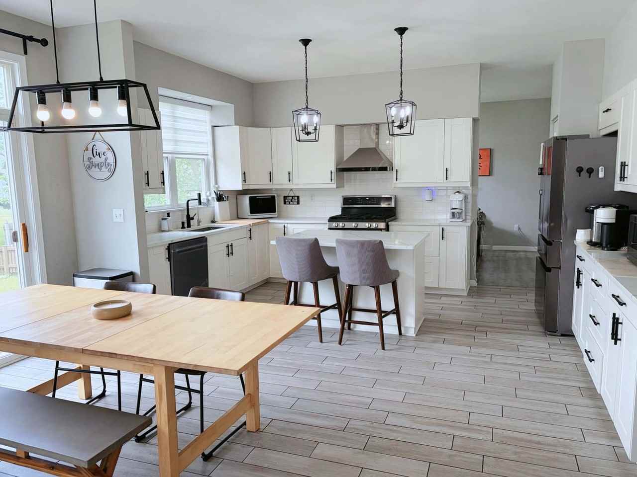 9700 67th St - Photo 3 of 33