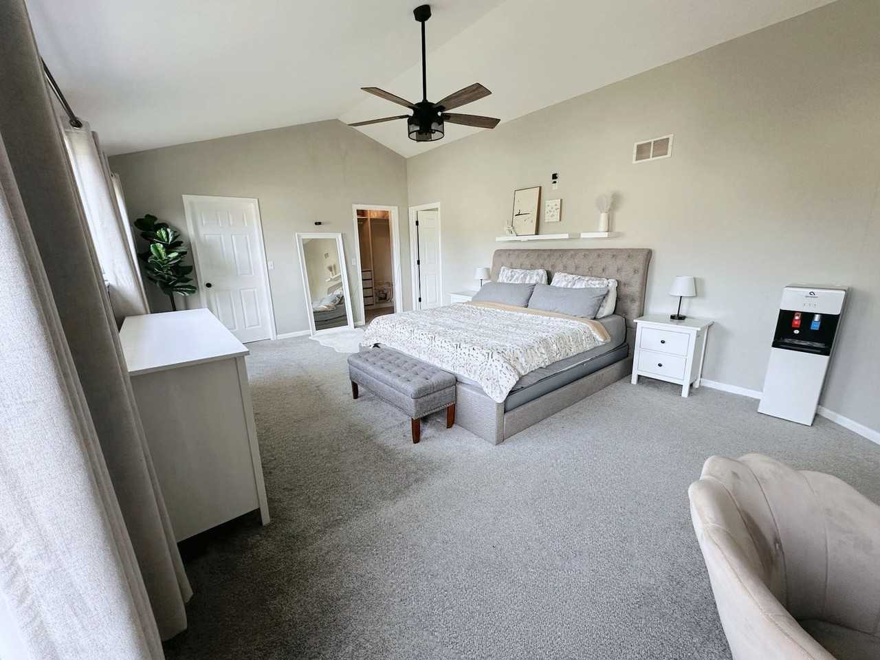 9700 67th St - Photo 4 of 33