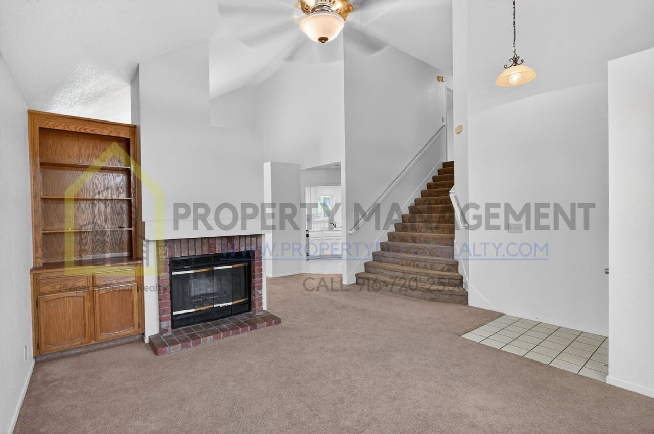 9013 Figtree Ct - Photo 7 of 50