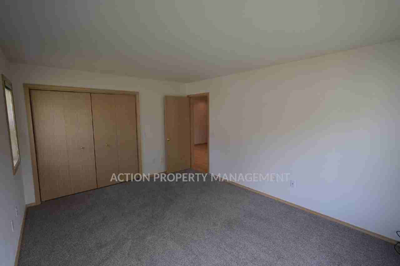 292 Foursome Dr - Photo 6 of 30