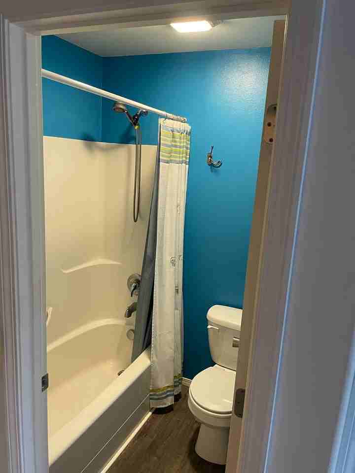 1094 Longbow Ln #E - Photo 5 of 9