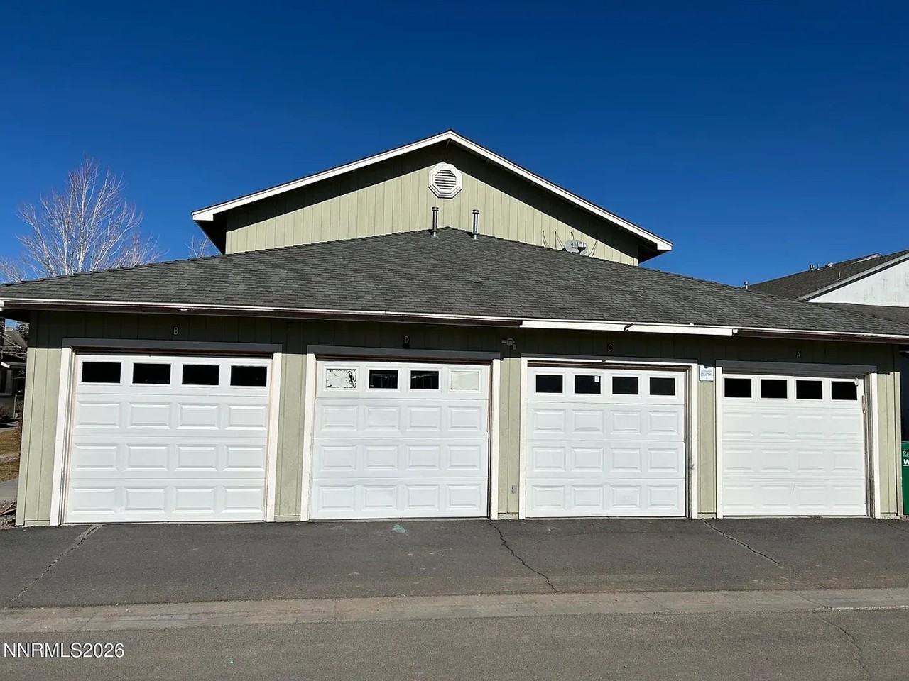 NV 129 Palmer Ct. - Photo 3 of 10