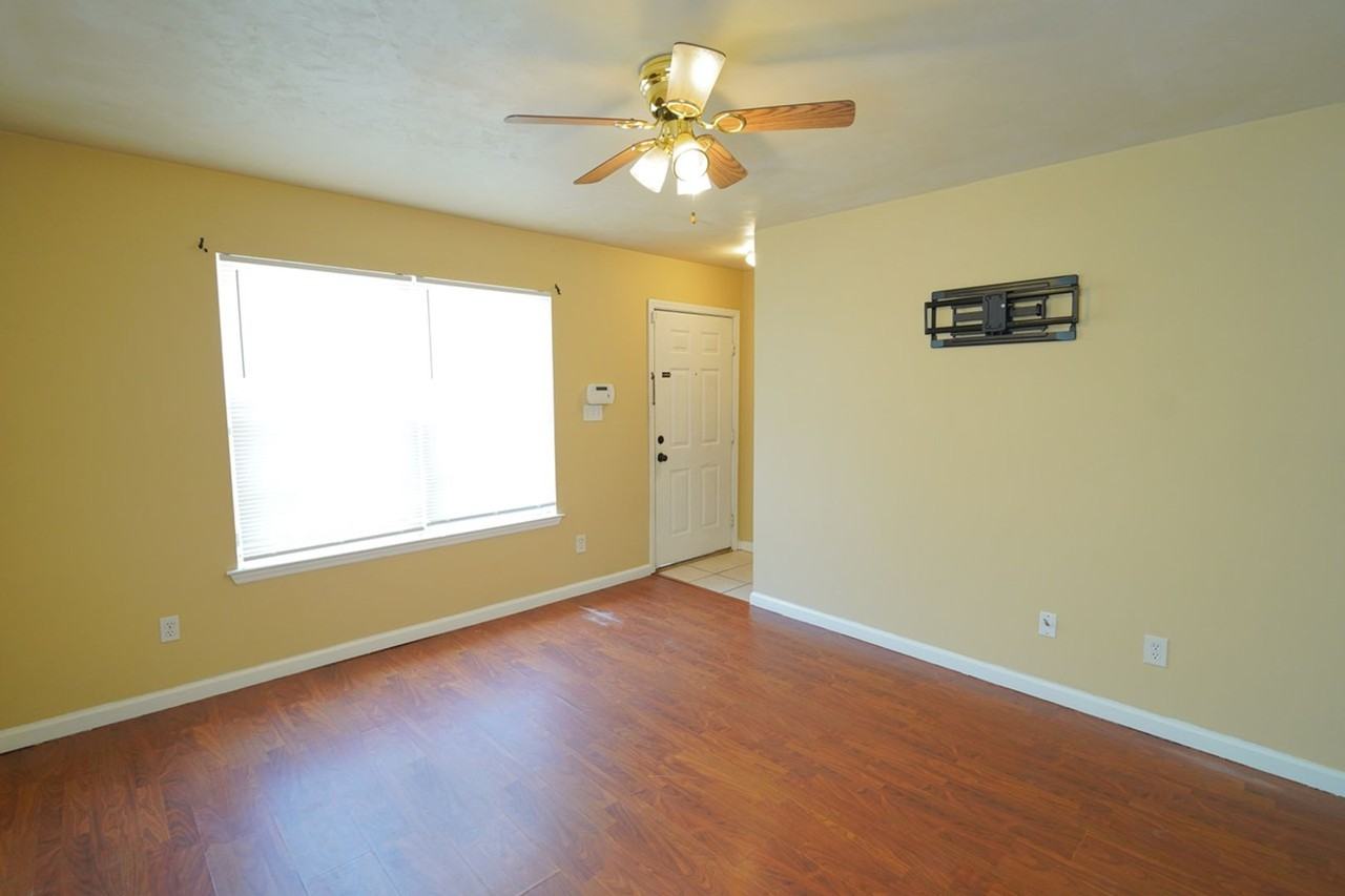 3194 Allison Marie Ct - Photo 4 of 24