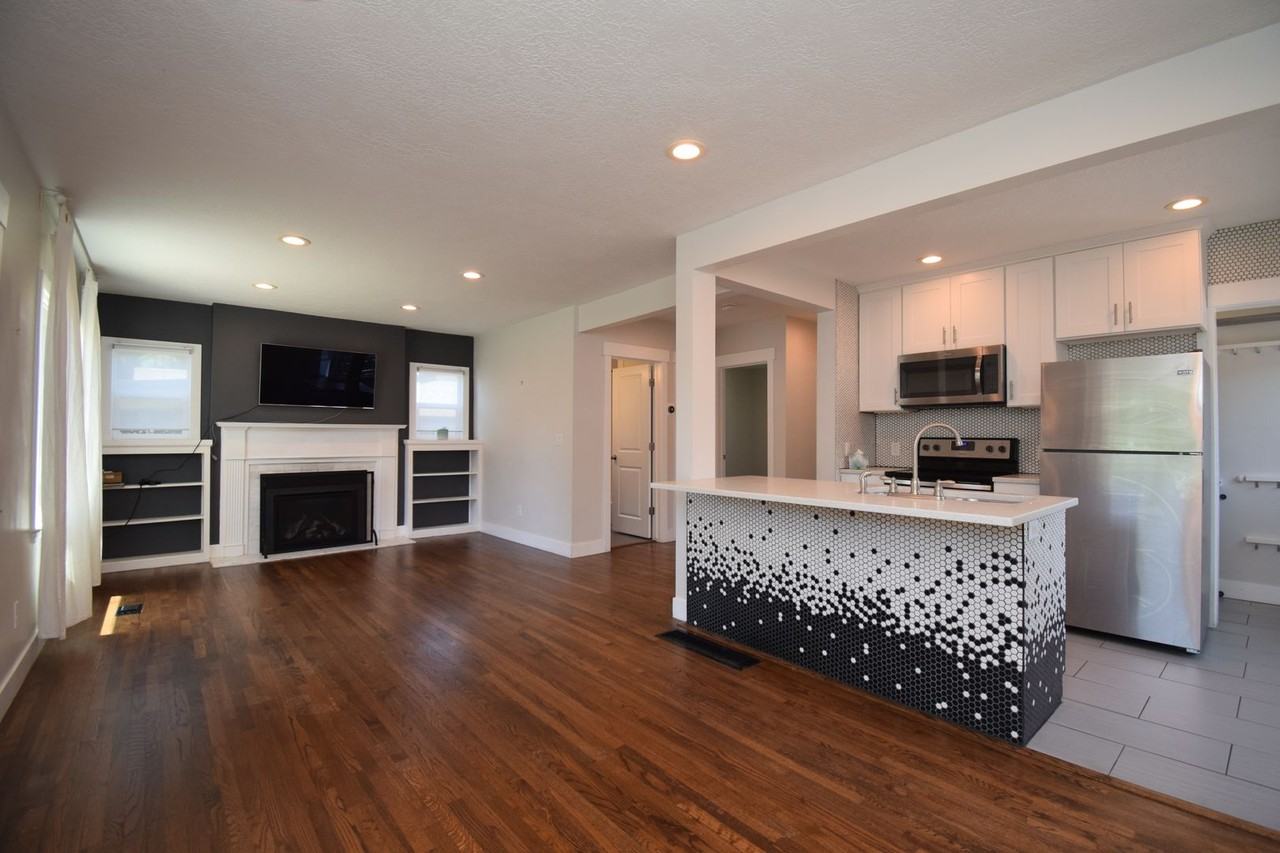 1807 E 3210 S - Photo 4 of 26