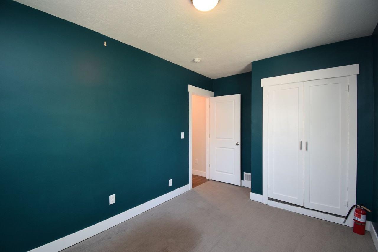 1807 E 3210 S - Photo 7 of 26