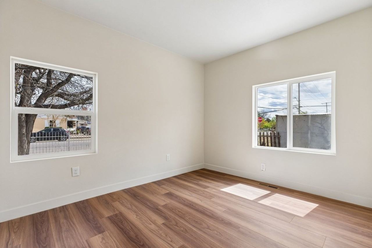 1285 S Irving St - Photo 7 of 10
