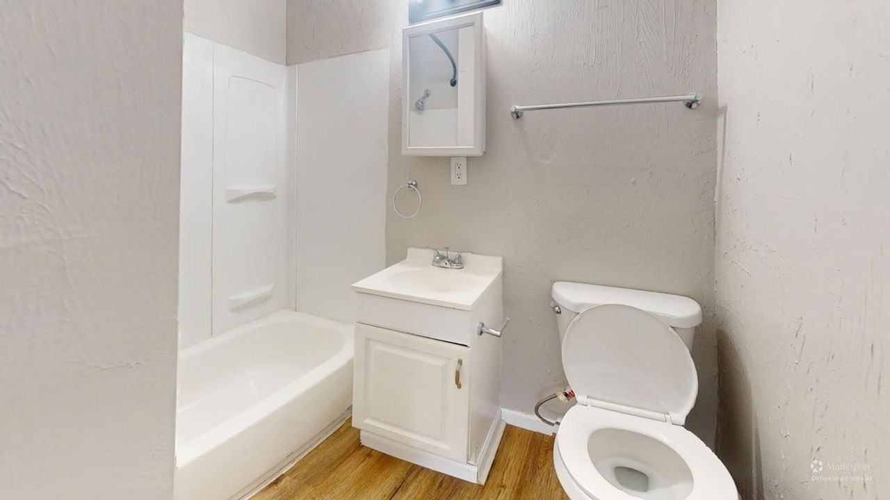 2202 5th St Ne - Photo 7 of 10