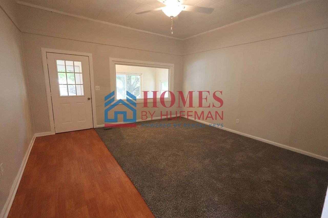 1025 N 2nd Ave - Photo 2 of 24