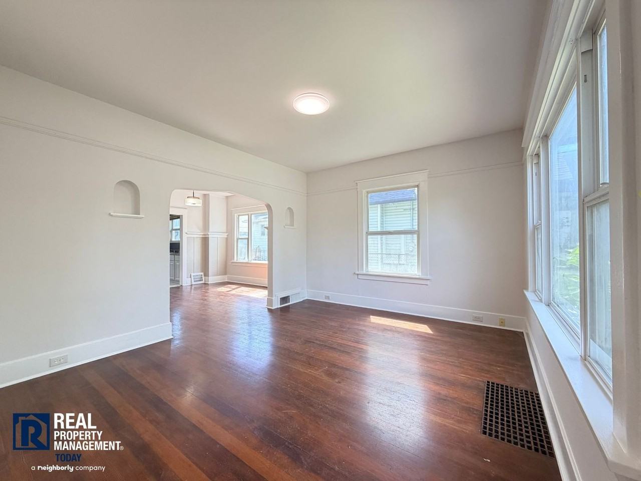 1414 Earnest S Brazill St - Photo 4 of 23