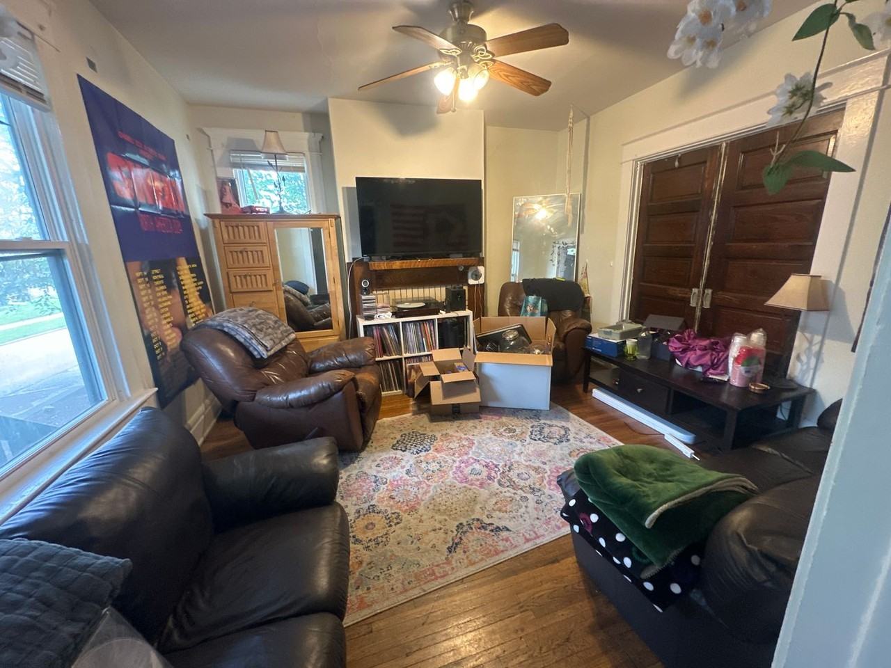 2157 Tuller St - Photo 2 of 12