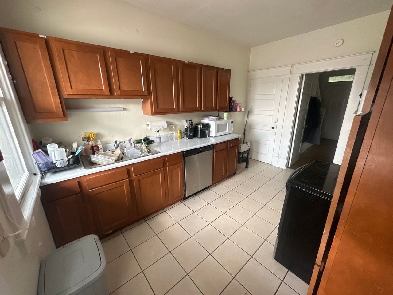 2157 Tuller St - Photo 4 of 12