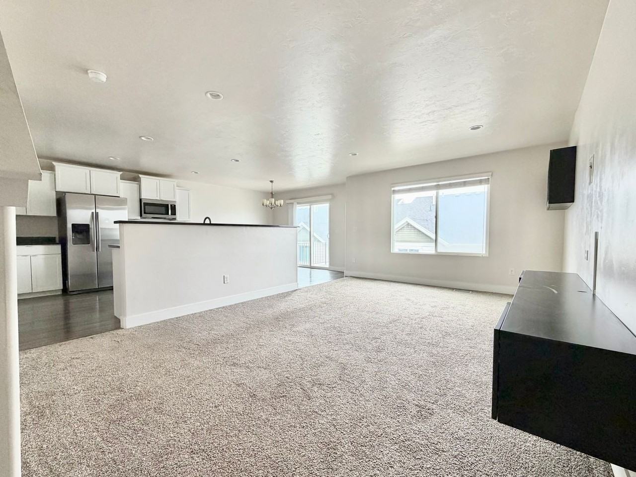 15122 S Gallant Dr - Photo 2 of 25