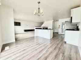 featured image of 15122 S Gallant Dr