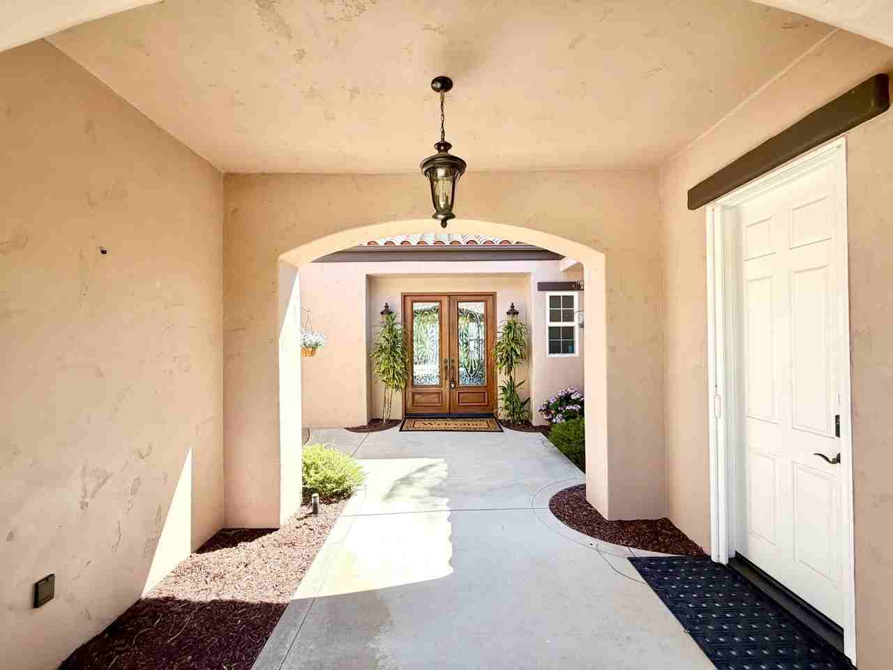 29165 Ridgeline Ct - Photo 6 of 50