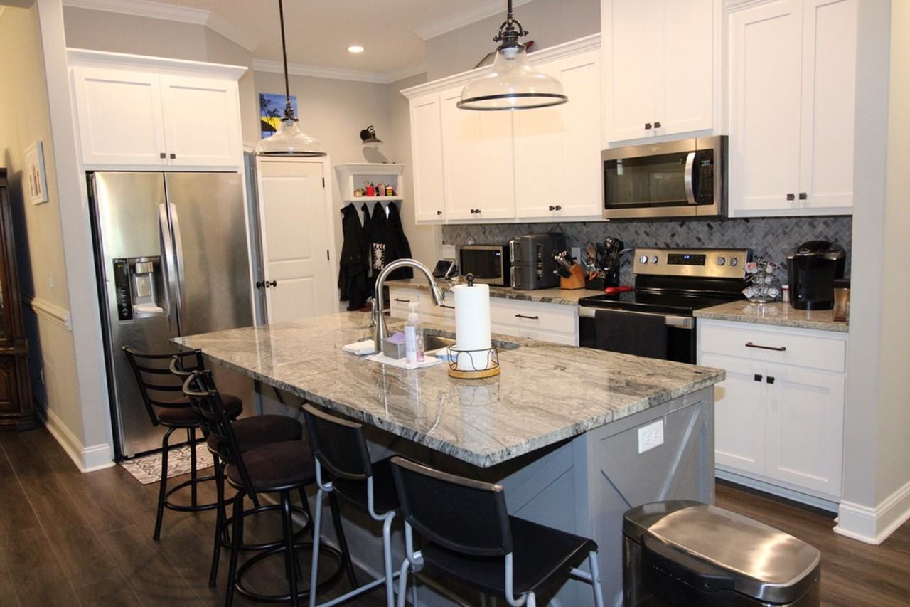 28 Redington Dr - Photo 6 of 28