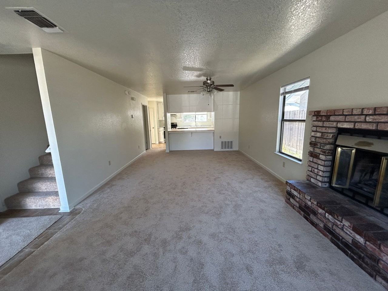 1535 Springville Way - Photo 3 of 16