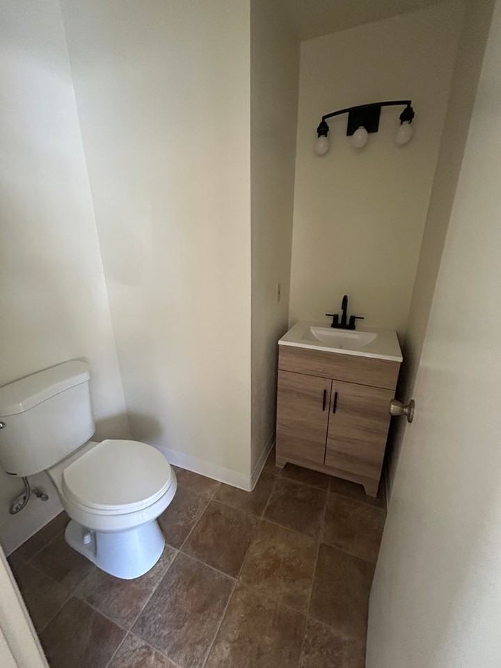 1535 Springville Way - Photo 5 of 16