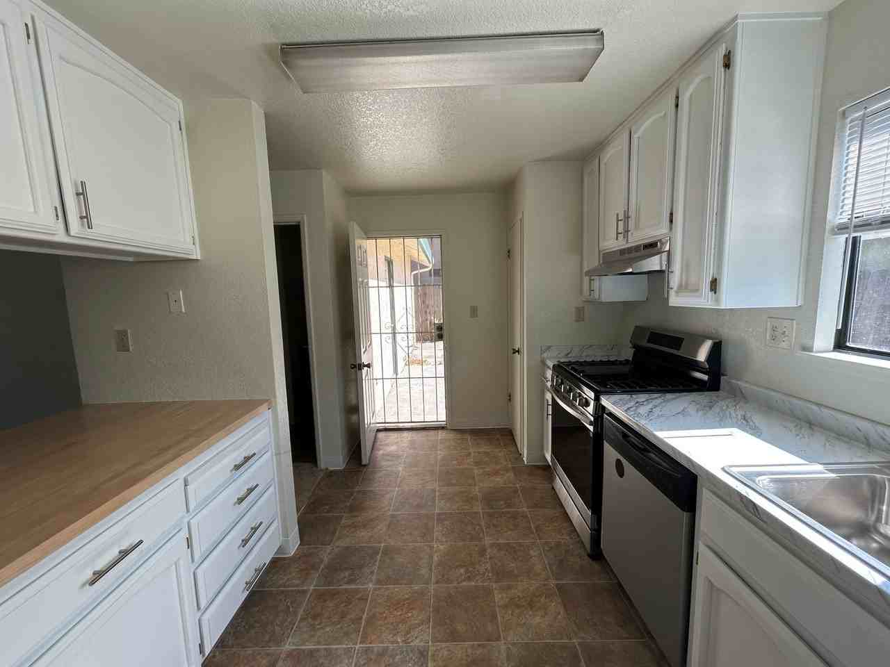 1535 Springville Way - Photo 7 of 16