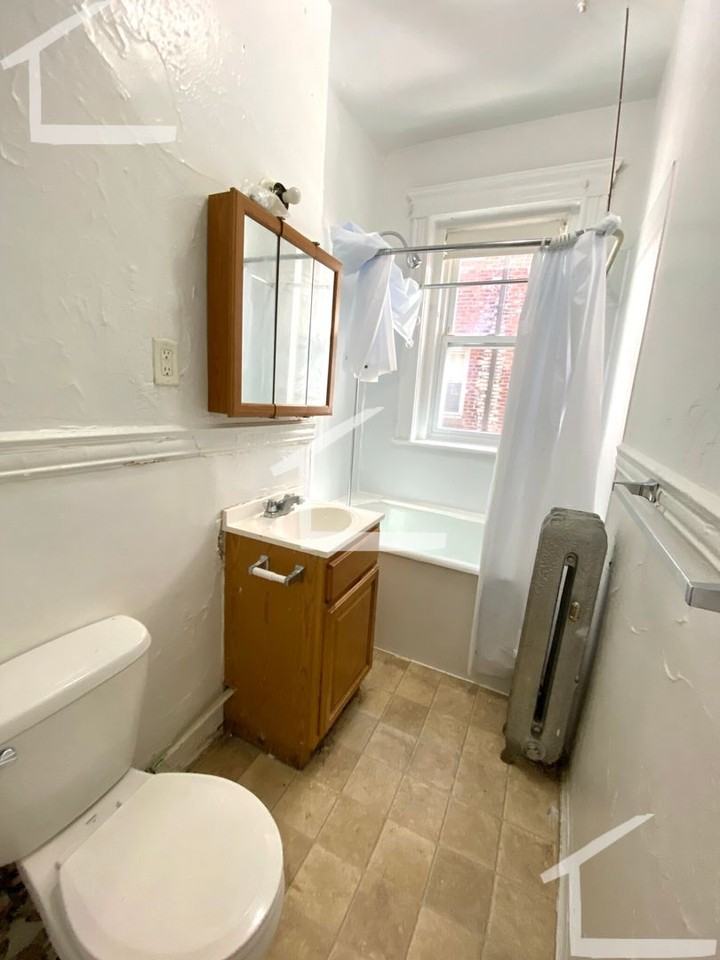 15 Walbridge St - Photo 4 of 6