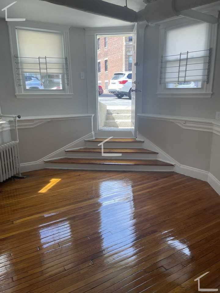 222 Kelton St - Photo 2 of 7