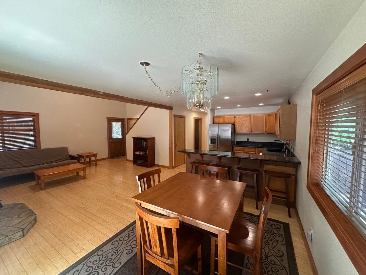 12358 Greenwood Dr - Photo 4 of 17