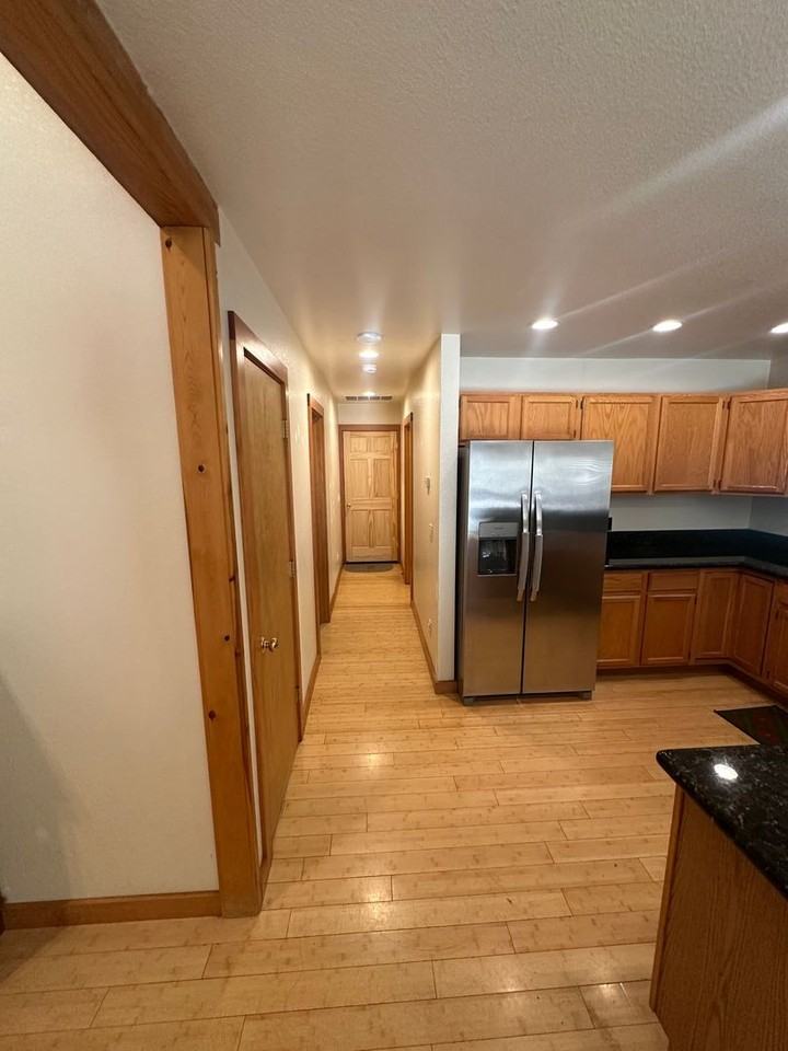 12358 Greenwood Dr - Photo 7 of 17