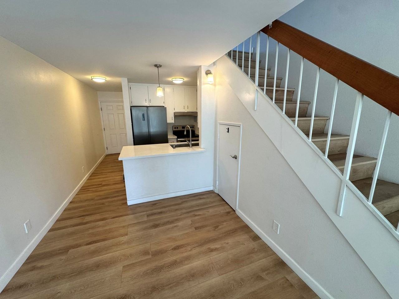 390 E Surfside Dr - Photo 6 of 38