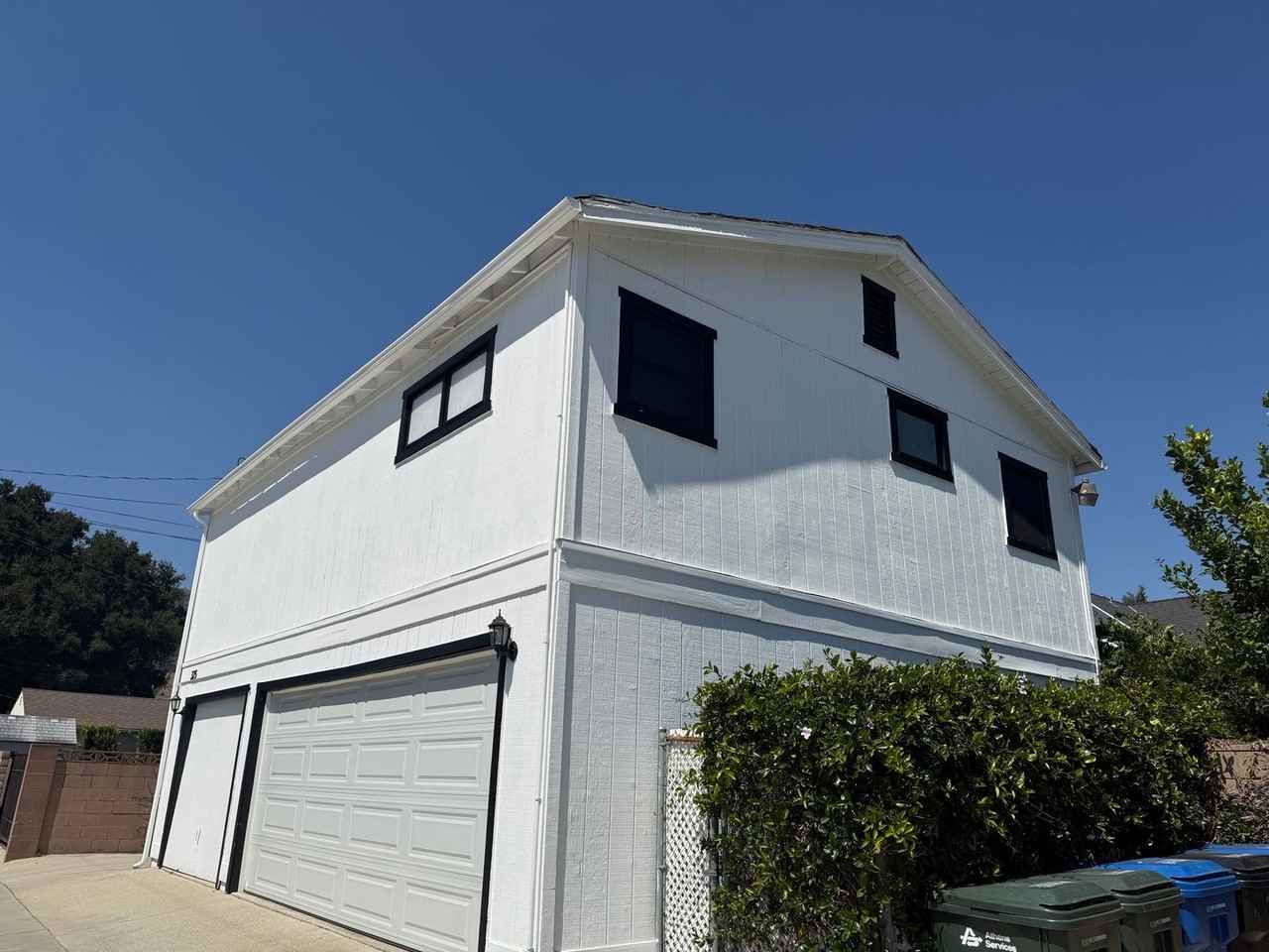 325 N Vermont Ave