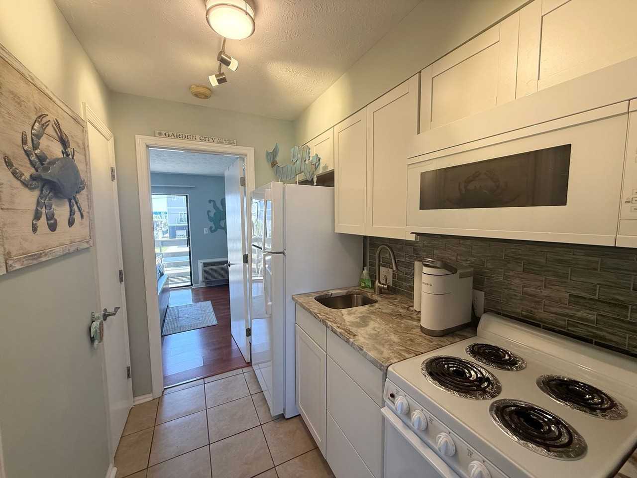 120 Dogwood Dr N #112 - Photo 5 of 10