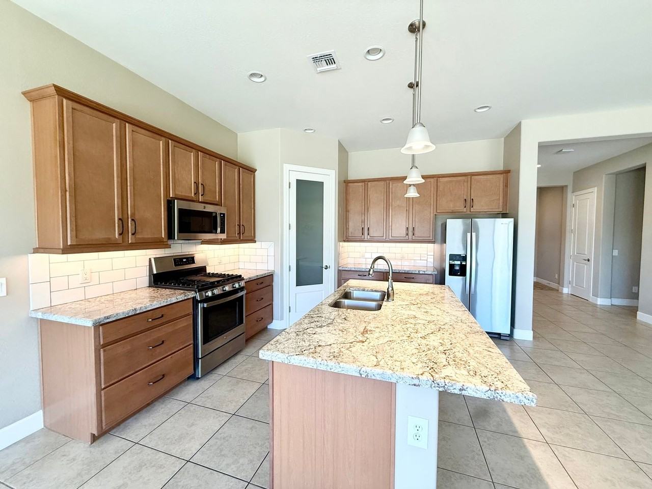 5296 Autumn Leaf Ln - Photo 5 of 20