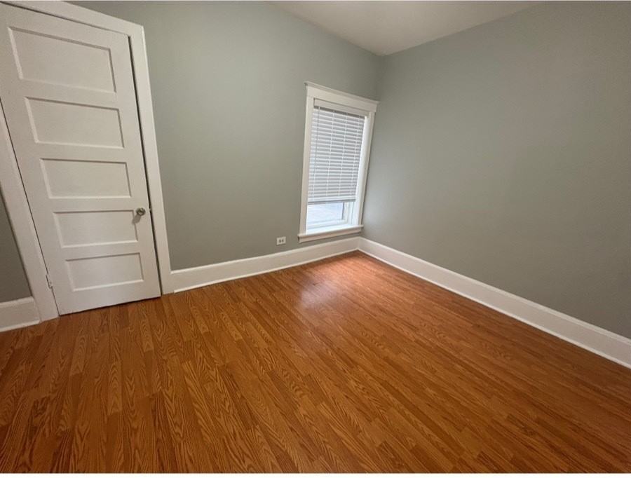 4856 S Cottage Grove Ave #4856-2 - Photo 2 of 12