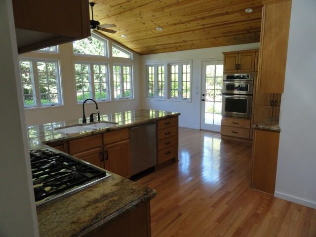 21 Village Dr - Photo 2 of 6